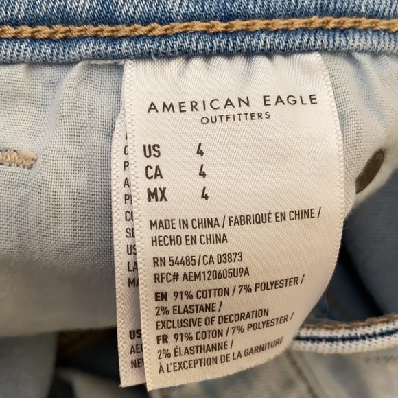American Eagle High Waisted Short Shorts - Picture 4 of 6